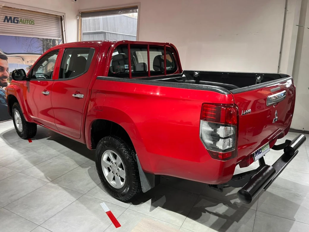 imagen 0 de vehiculo con id 2195